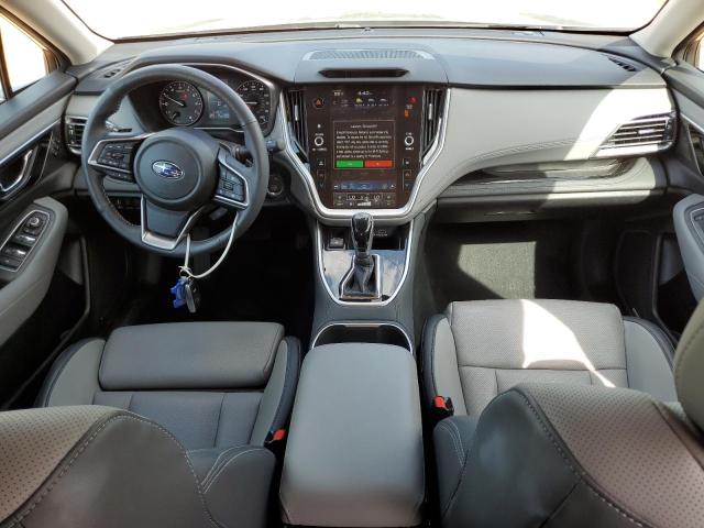  SUBARU OUTBACK 2023 Srebrny
