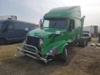 2004 Volvo Vnl Semi Truck zu verkaufen in Elgin, IL - Side