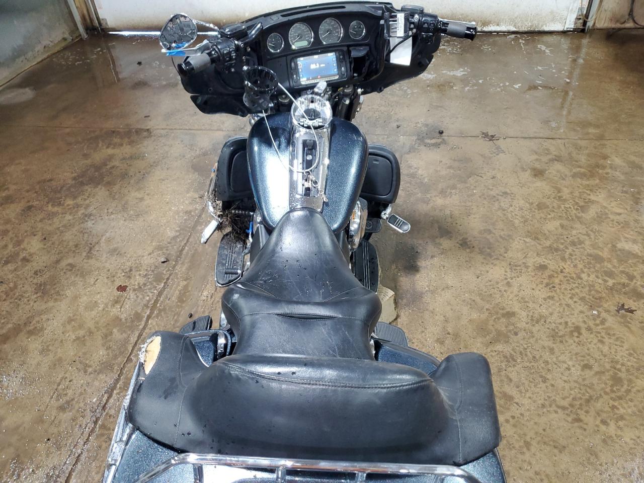 2015 Harley-Davidson Flhtcu Ultra Classic Electra Glide VIN: 1HD1FCM12FB615538 Lot: 61535575