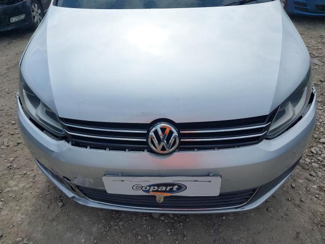 2011 VOLKSWAGEN TOURAN SE