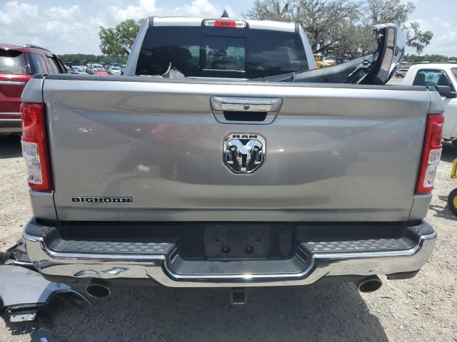  RAM 1500 2019 Srebrny