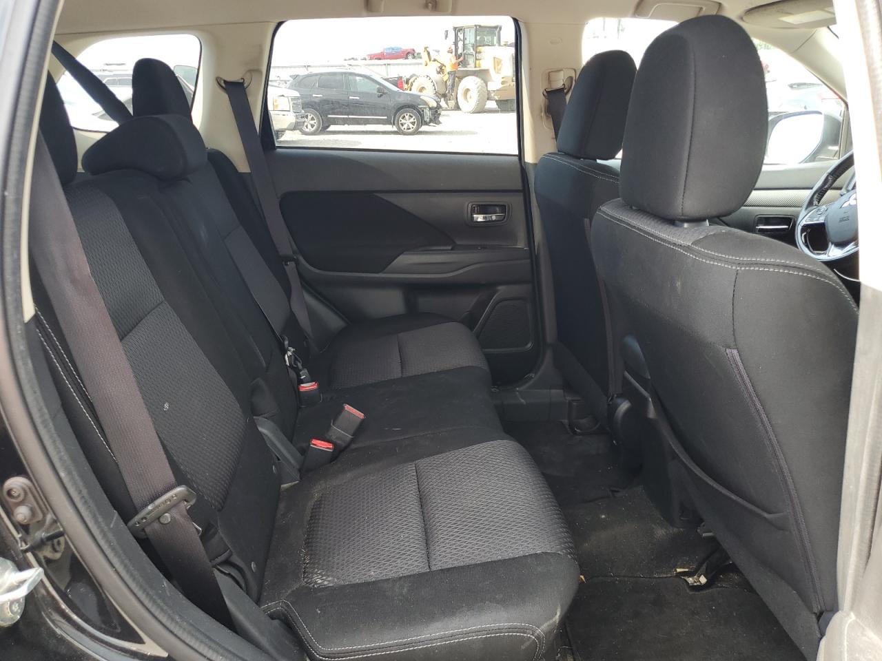 2016 Mitsubishi Outlander Es VIN: JA4AD2A31GZ008153 Lot: 62667435