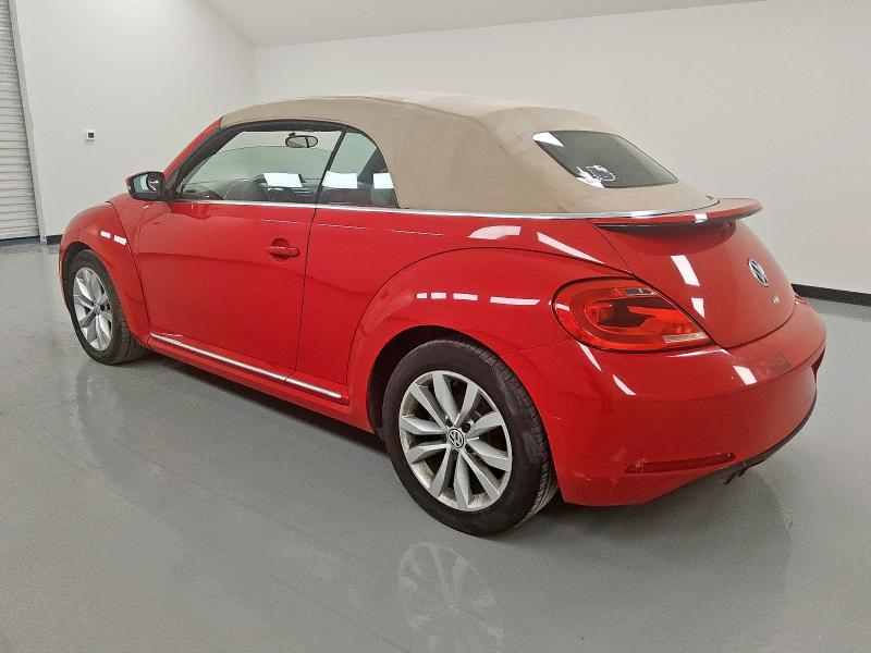  VOLKSWAGEN BEETLE 2013 Czerwony