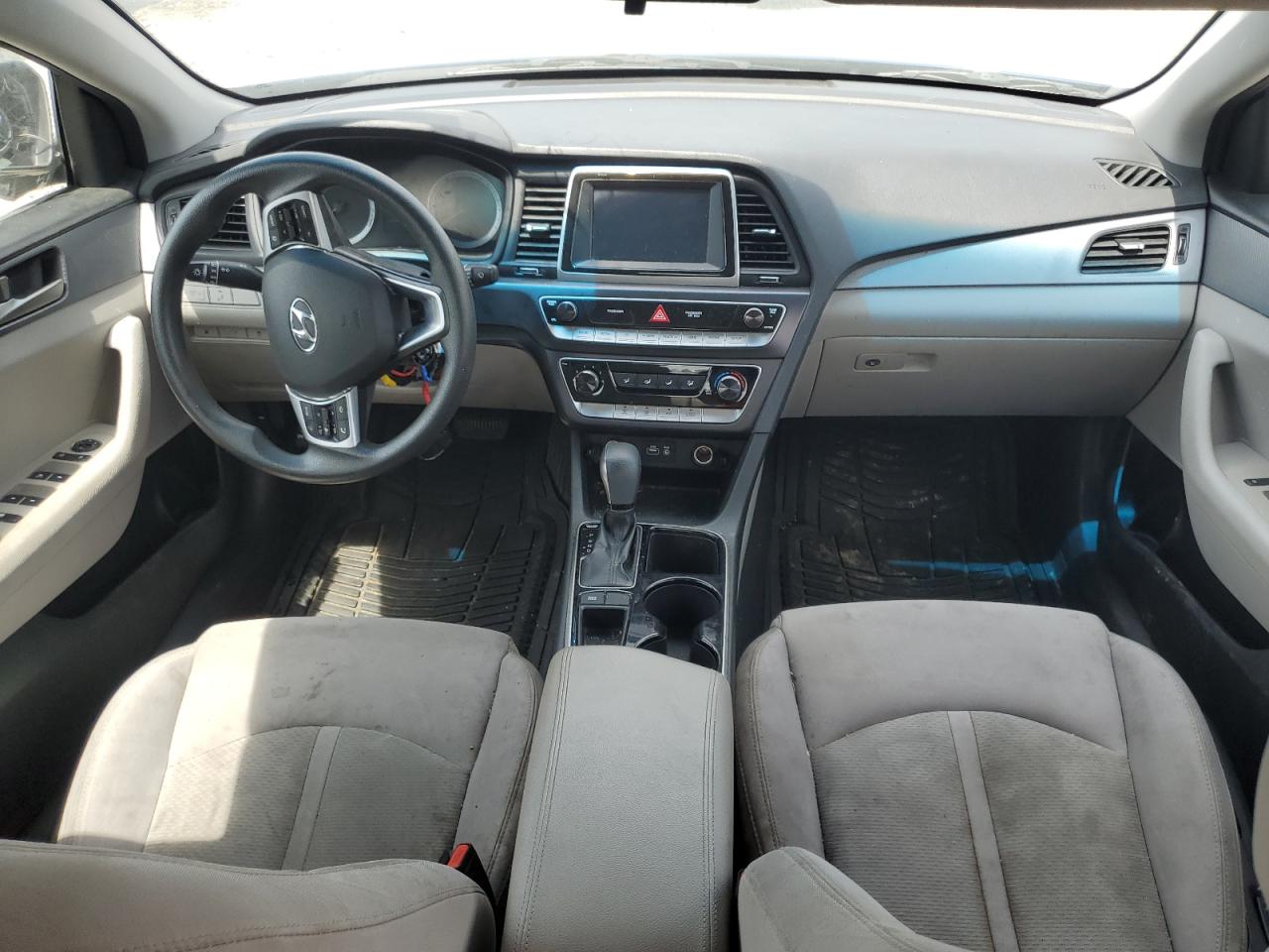 HYUNDAI SONATA 2019 VIN 5NPE24AF3KH745051 photo 8