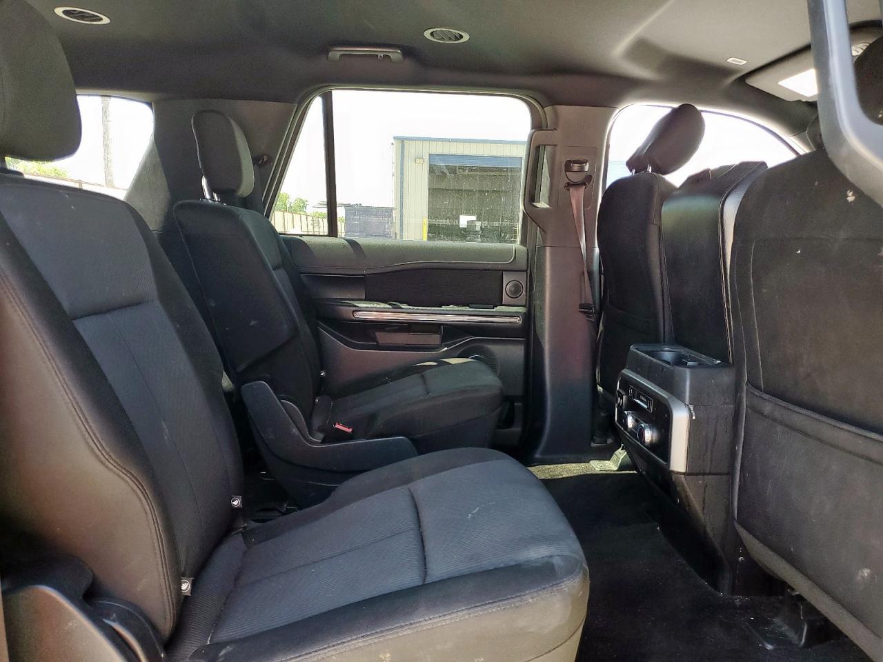2018 Ford Expedition Max Xlt VIN: 1FMJK1JT1JEA00313 Lot: 63061475