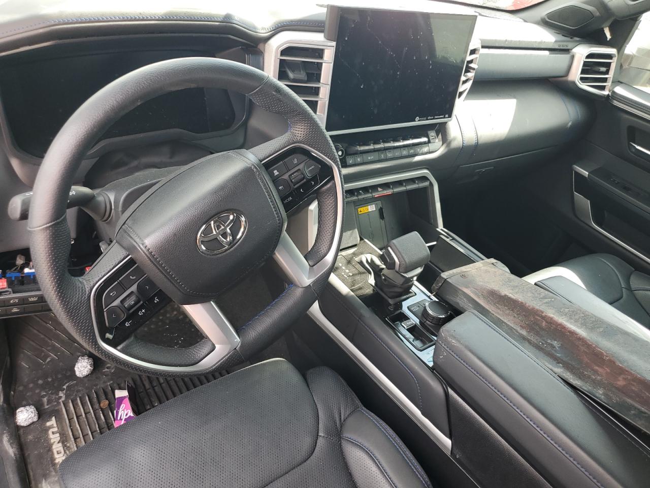 TOYOTA TUNDRA 2024 VIN 5TFNC5DB6RX051433 фото 8