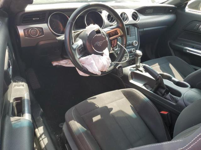  FORD MUSTANG 2020 Czarny