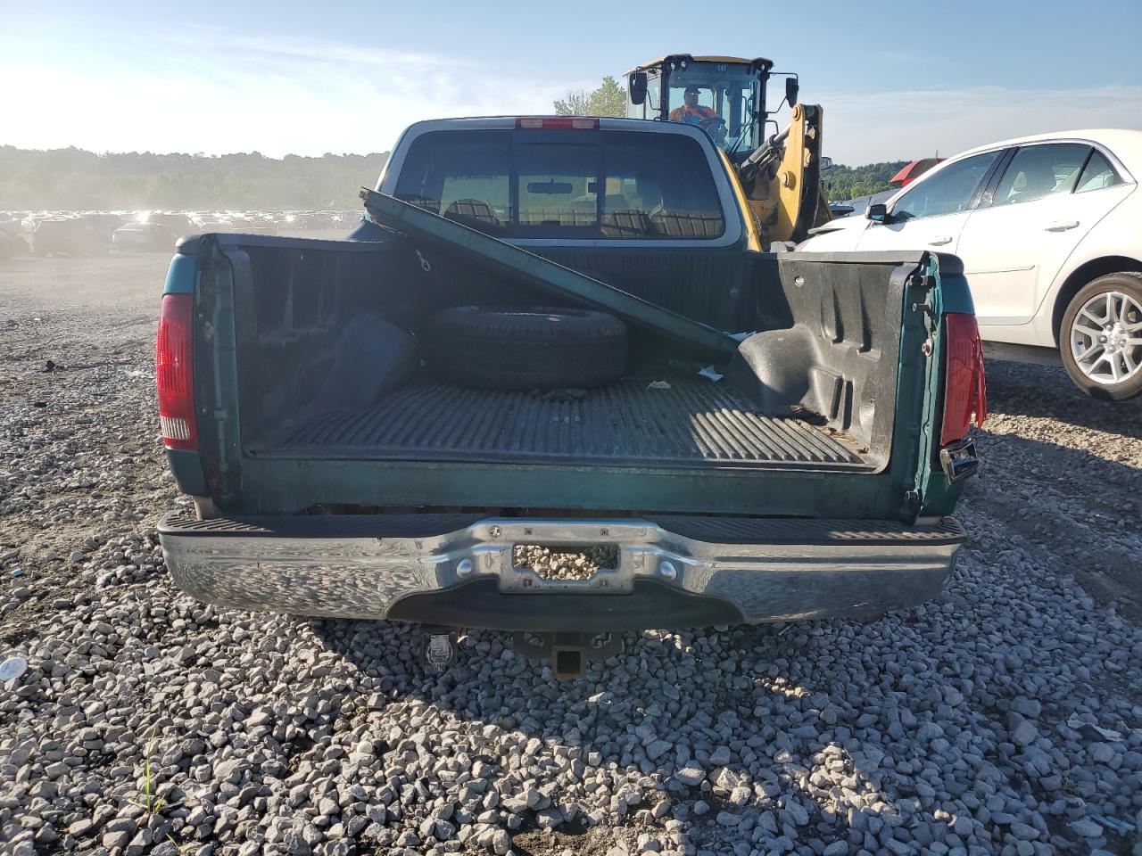 1998 Ford F150 VIN: 1FTZX1762WKA96875 Lot: 62563015