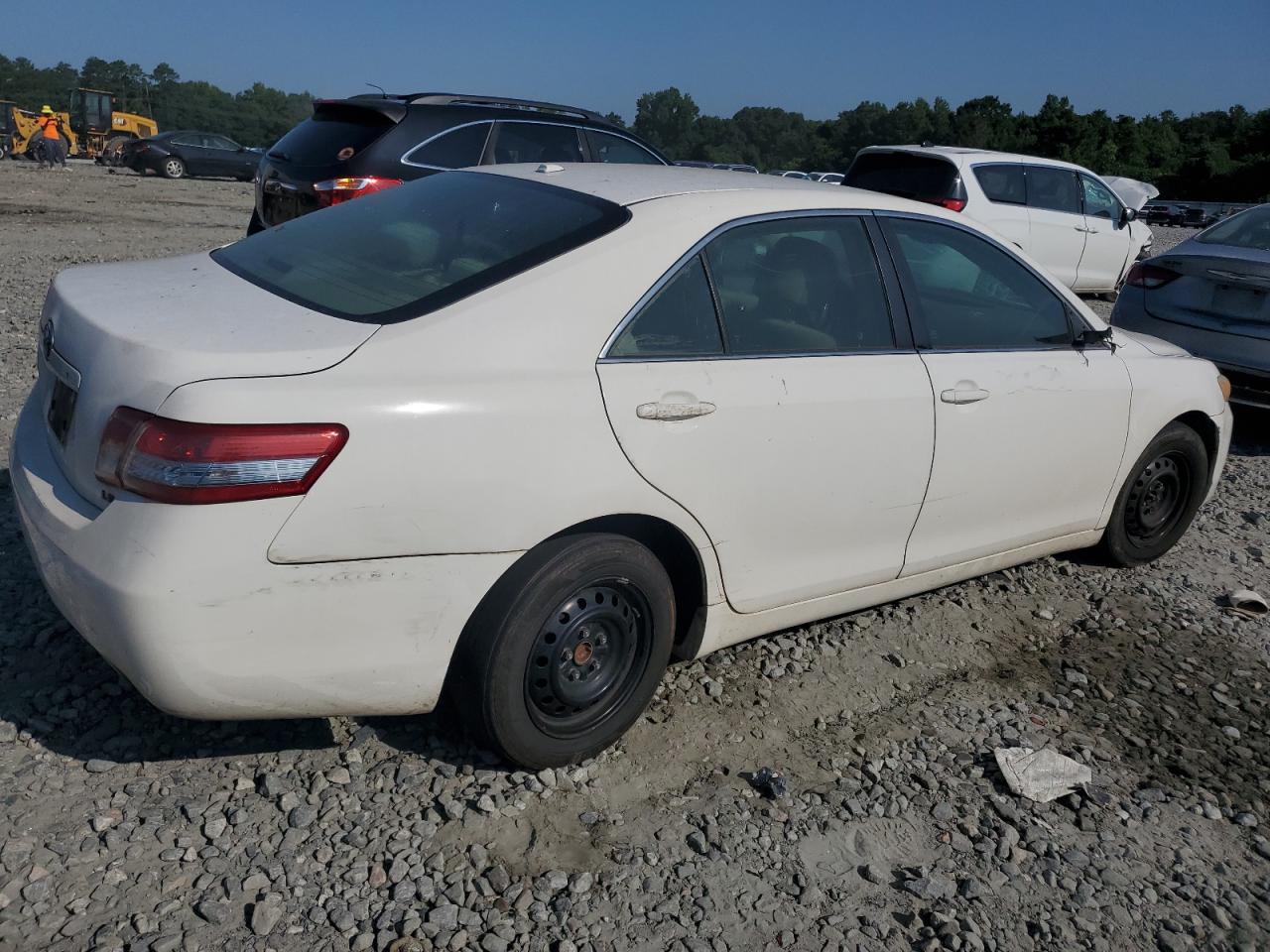 TOYOTA CAMRY 2011 VIN 4T1BF3EK0BU647265 photo 3