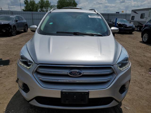  FORD ESCAPE 2018 Srebrny