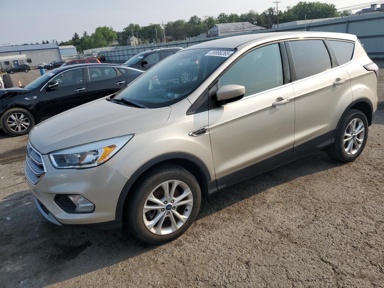 2017 Ford Escape Se იყიდება Pennsburg-ში, PA - Minor Dent/Scratches