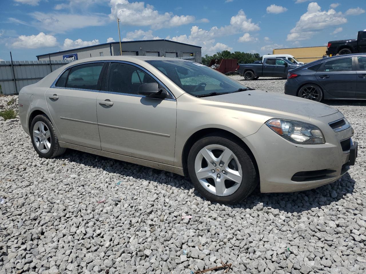 CHEVROLET MALIBU 2011 VIN 1G1ZB5E13BF167607 фото 4