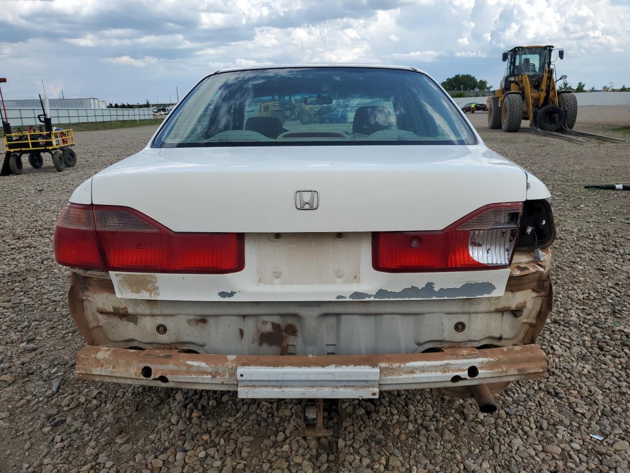 2000 Honda Accord Lx VIN: 1HGCG5543YA067121 Lot: 61614415