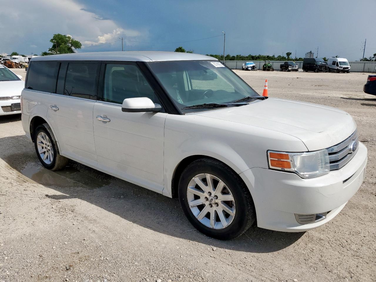 FORD FLEX 2011 VIN 2FMHK6CC6BBD22810 фото 4