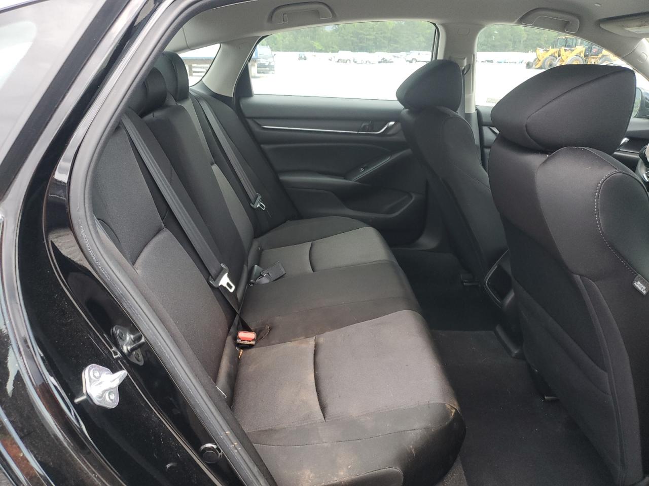 2022 Honda Accord Lx VIN: 1HGCV1F10NA040862 Lot: 60396025