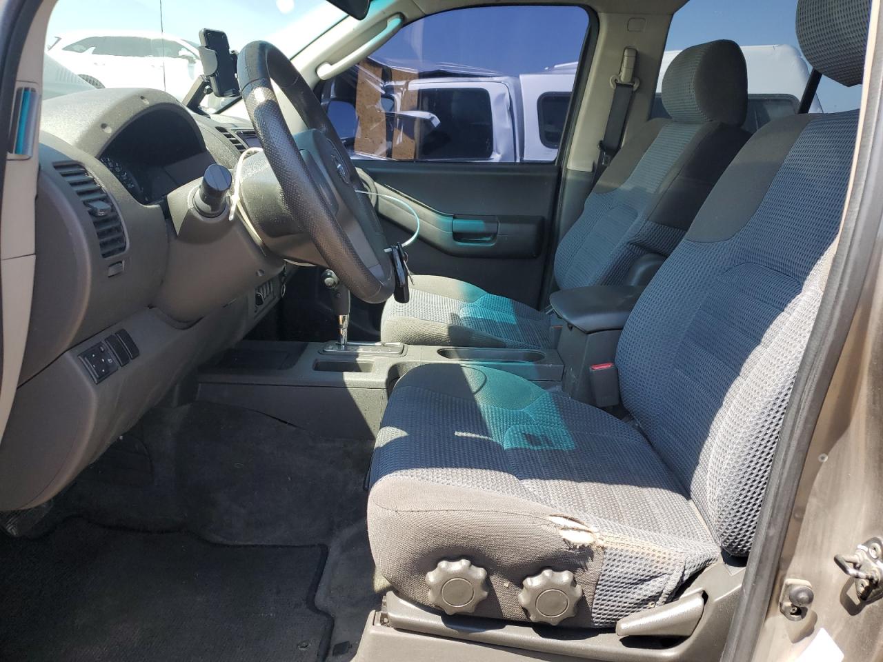 2005 Nissan Xterra Off Road VIN: 5N1AN08W65C623512 Lot: 59135175