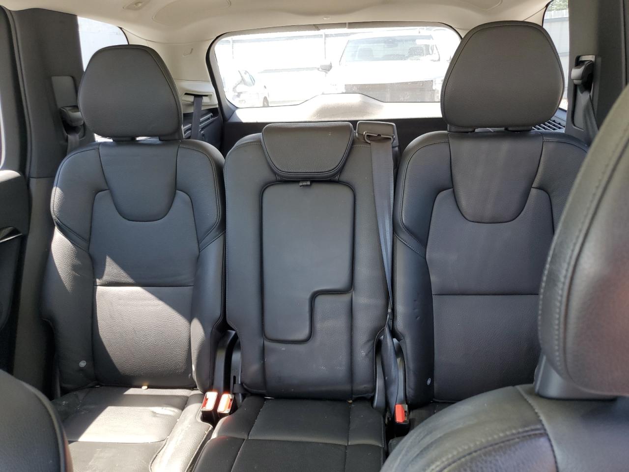 2017 Volvo Xc90 T6 VIN: YV4A22PK3H1186735 Lot: 61821925