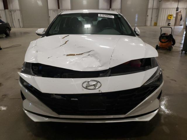  HYUNDAI ELANTRA 2021 Белы