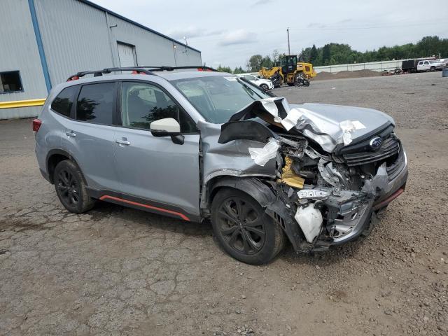  SUBARU FORESTER 2019 Srebrny