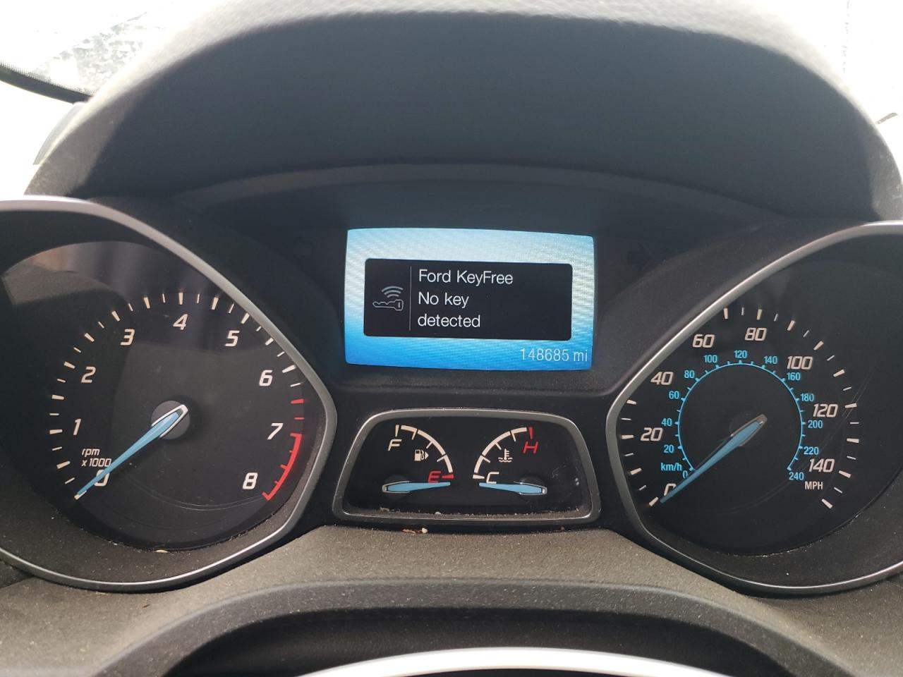 2015 Ford Escape Titanium VIN: 1FMCU9J92FUB04490 Lot: 62755405