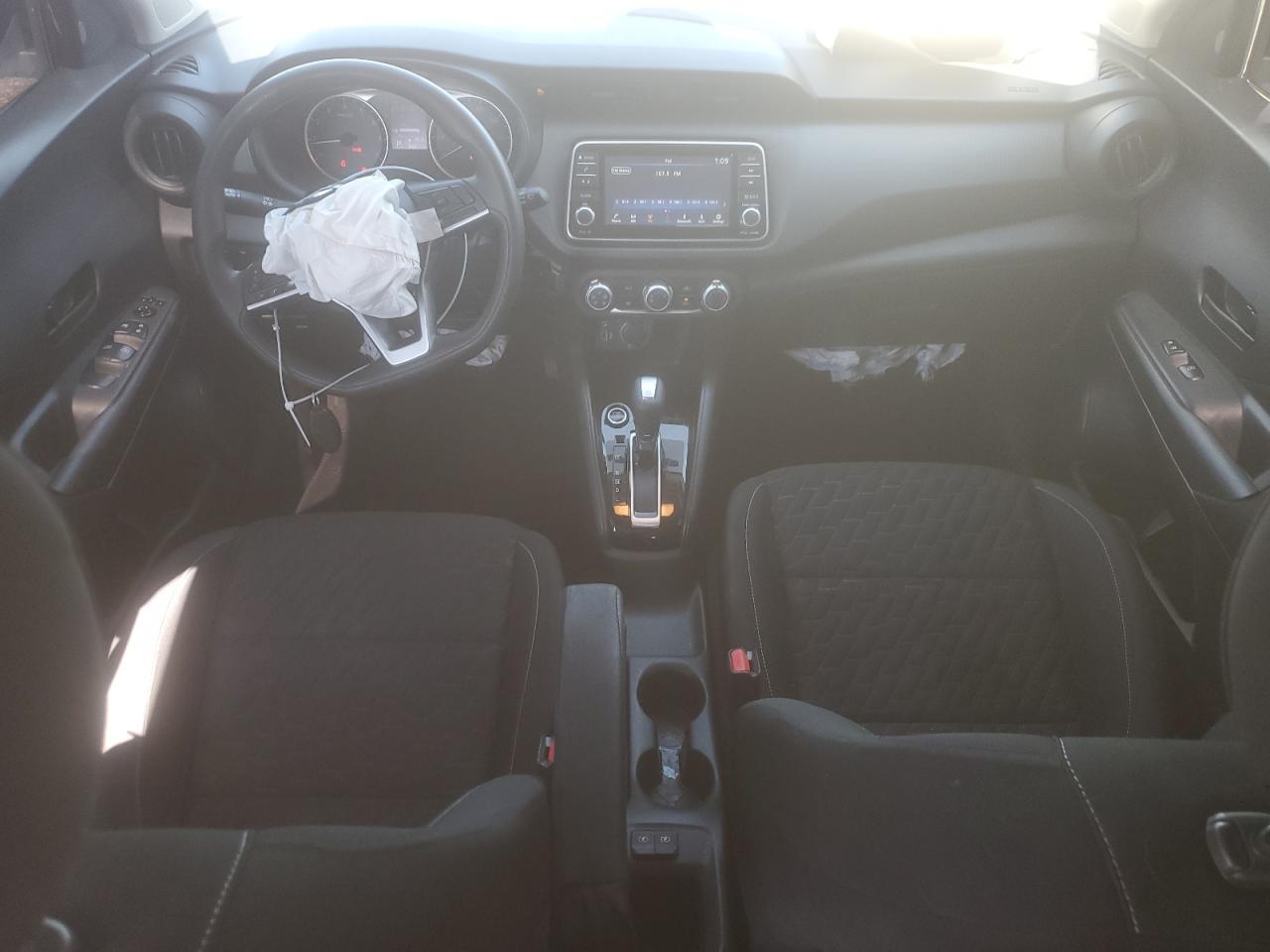 NISSAN KICKS 2021 VIN 3N1CP5BV5ML530619 photo 8