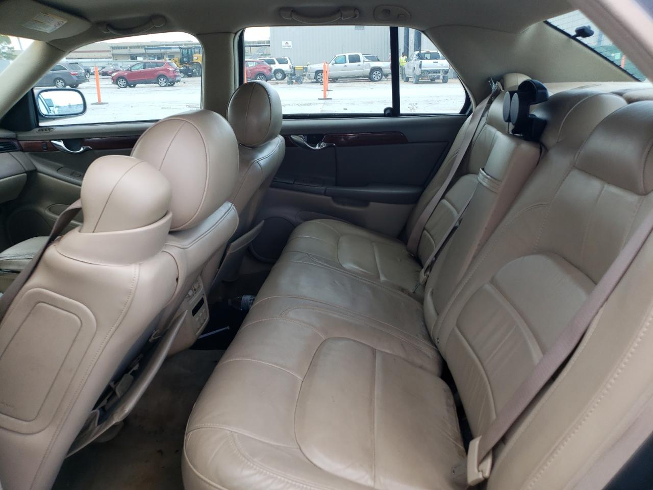 2004 Cadillac Deville VIN: 1G6KD54Y24U184109 Lot: 61820735