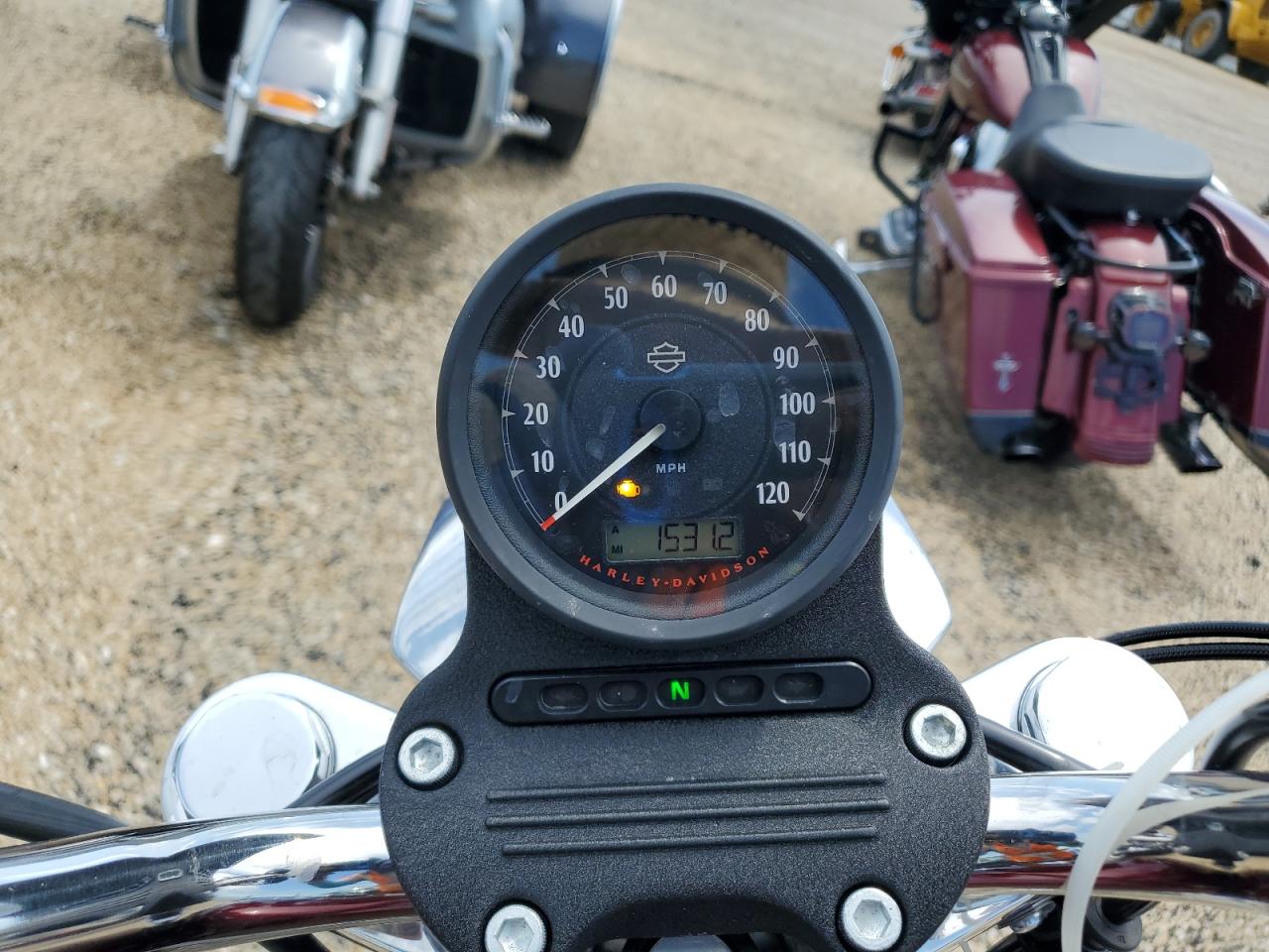 2014 Harley-Davidson Xl883 Superlow VIN: 1HD4CR213EC435750 Lot: 62483895