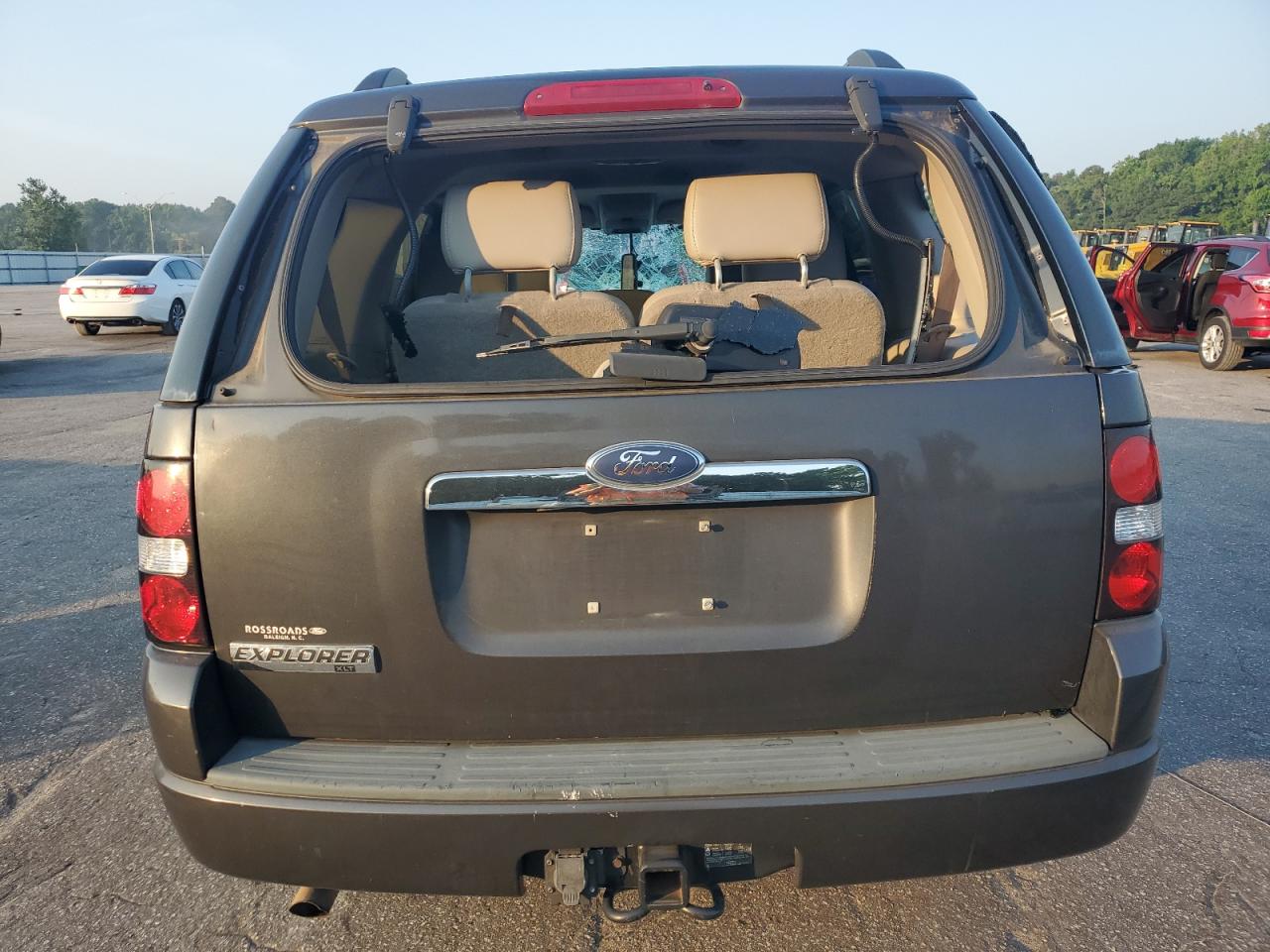 2007 Ford Explorer Xlt VIN: 1FMEU63E37UA36638 Lot: 61626405
