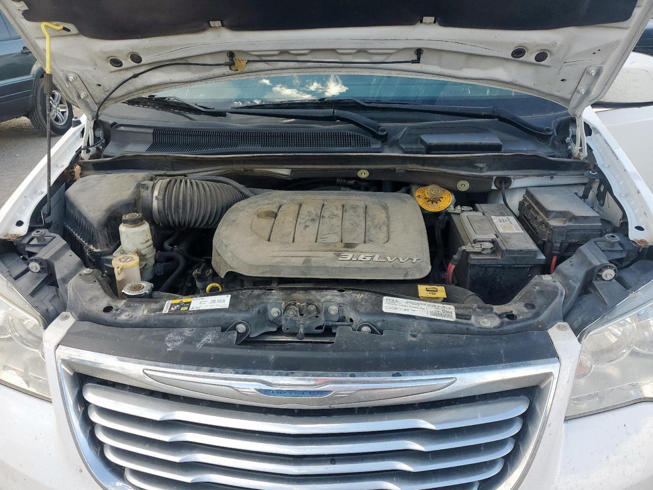 2016 Chrysler Town & Country Touring VIN: 2C4RC1BG5GR111464 Lot: 62485475