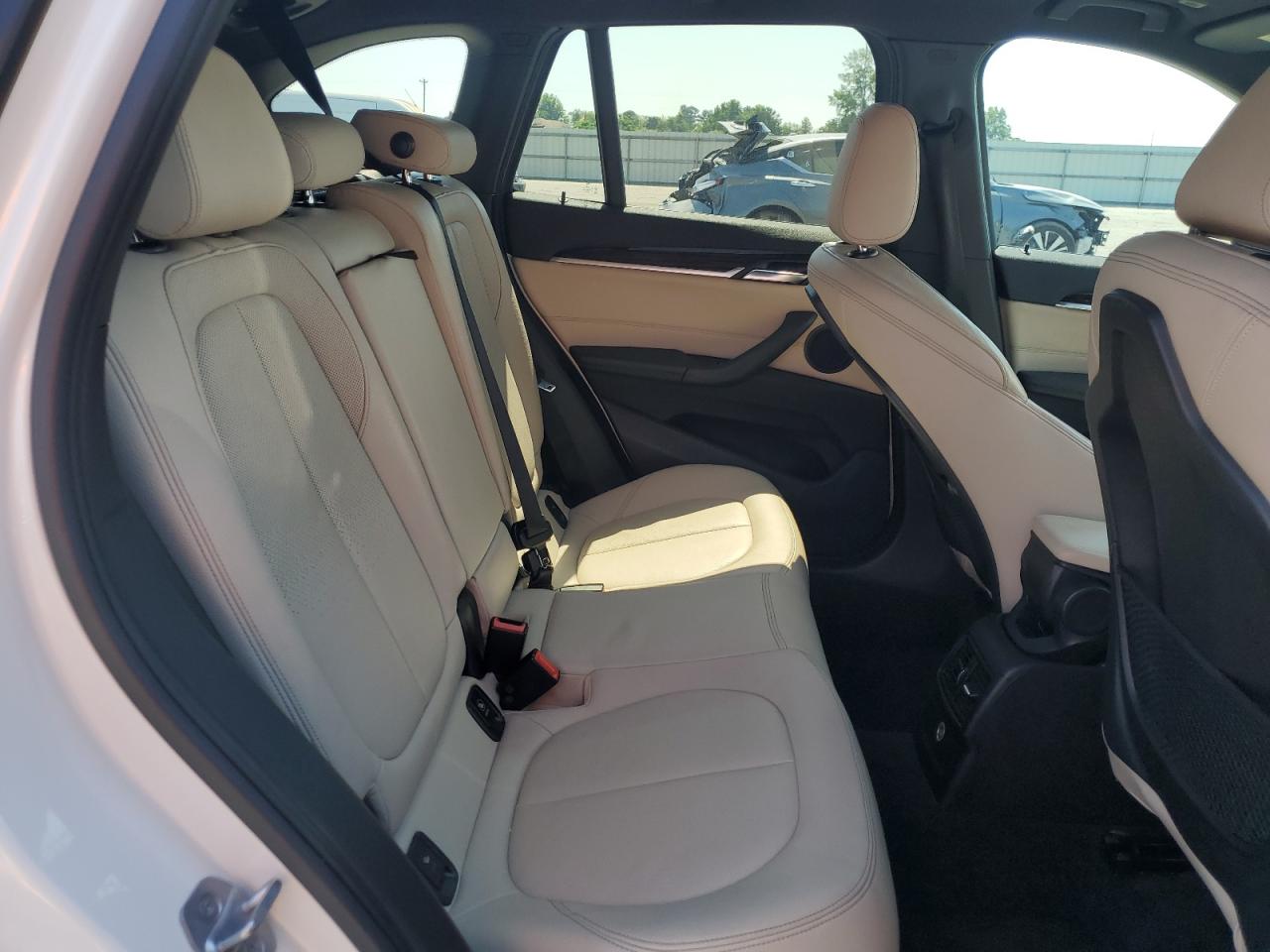 2018 BMW X1 xDrive28I VIN: WBXHT3C30J5K29982 Lot: 61623015