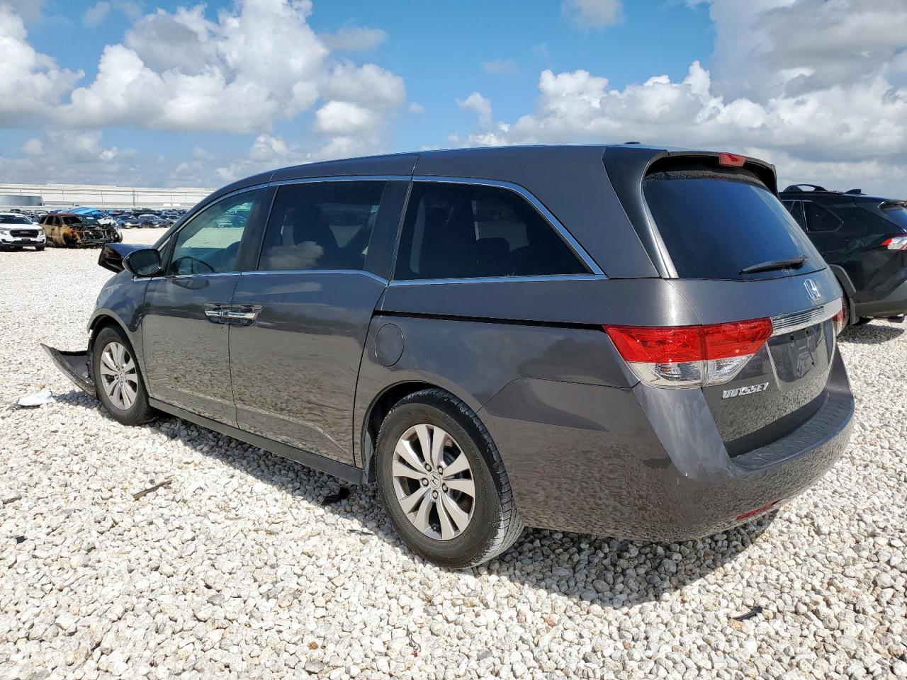 HONDA All Models 2014 VIN 5FNRL5H66EB112024 zdjęcie 2