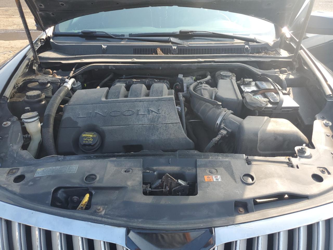 1LNHL9DR5AG615168 2010 Lincoln Mks