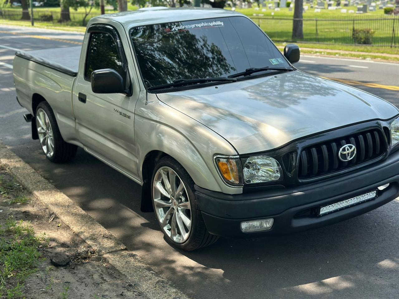 Pennsburg, PA에서 판매 중인 2003 Toyota Tacoma - Minor Dent/Scratches