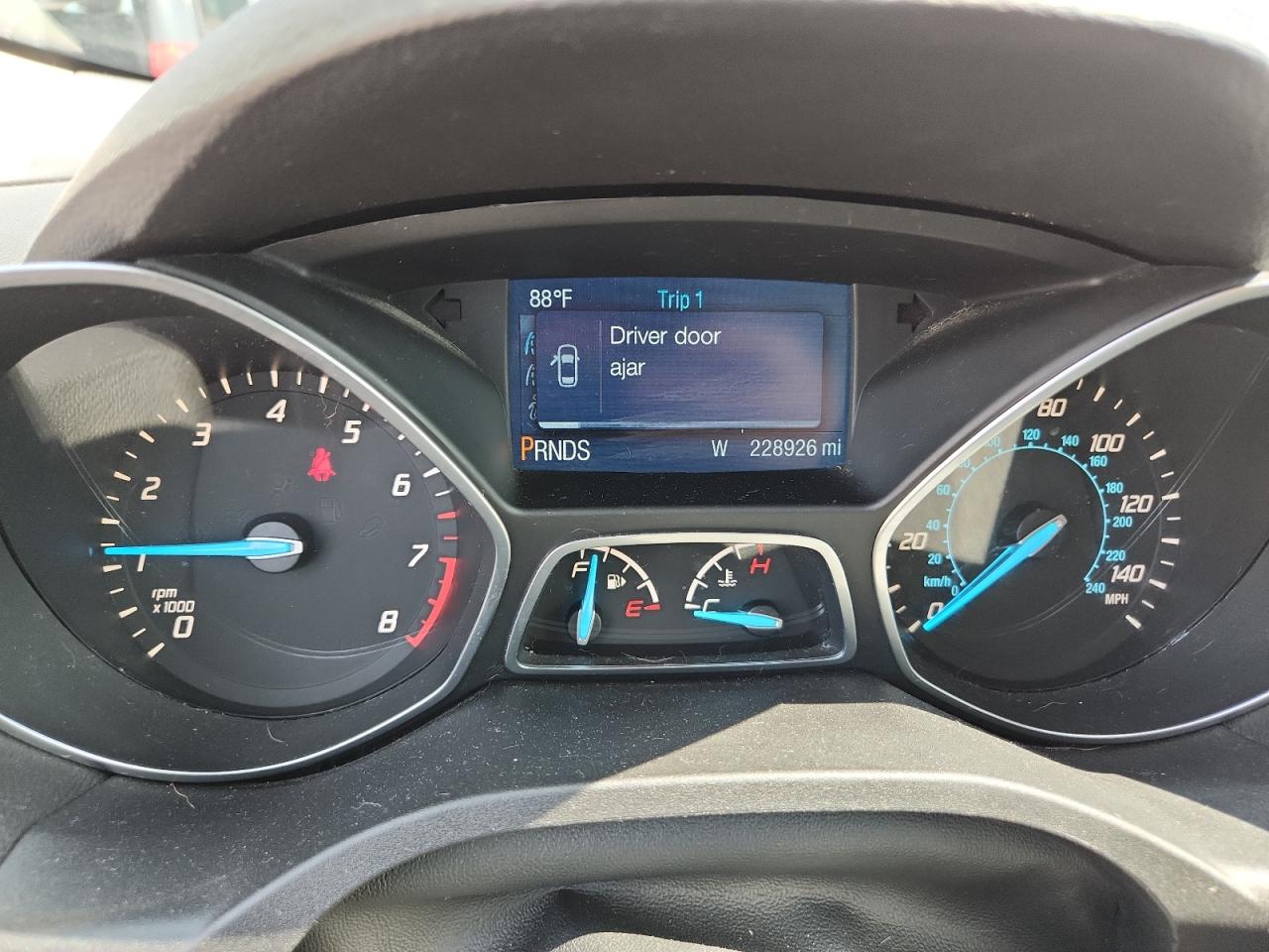 2015 Ford Escape Se VIN: 1FMCU0G7XFUA63530 Lot: 63004205