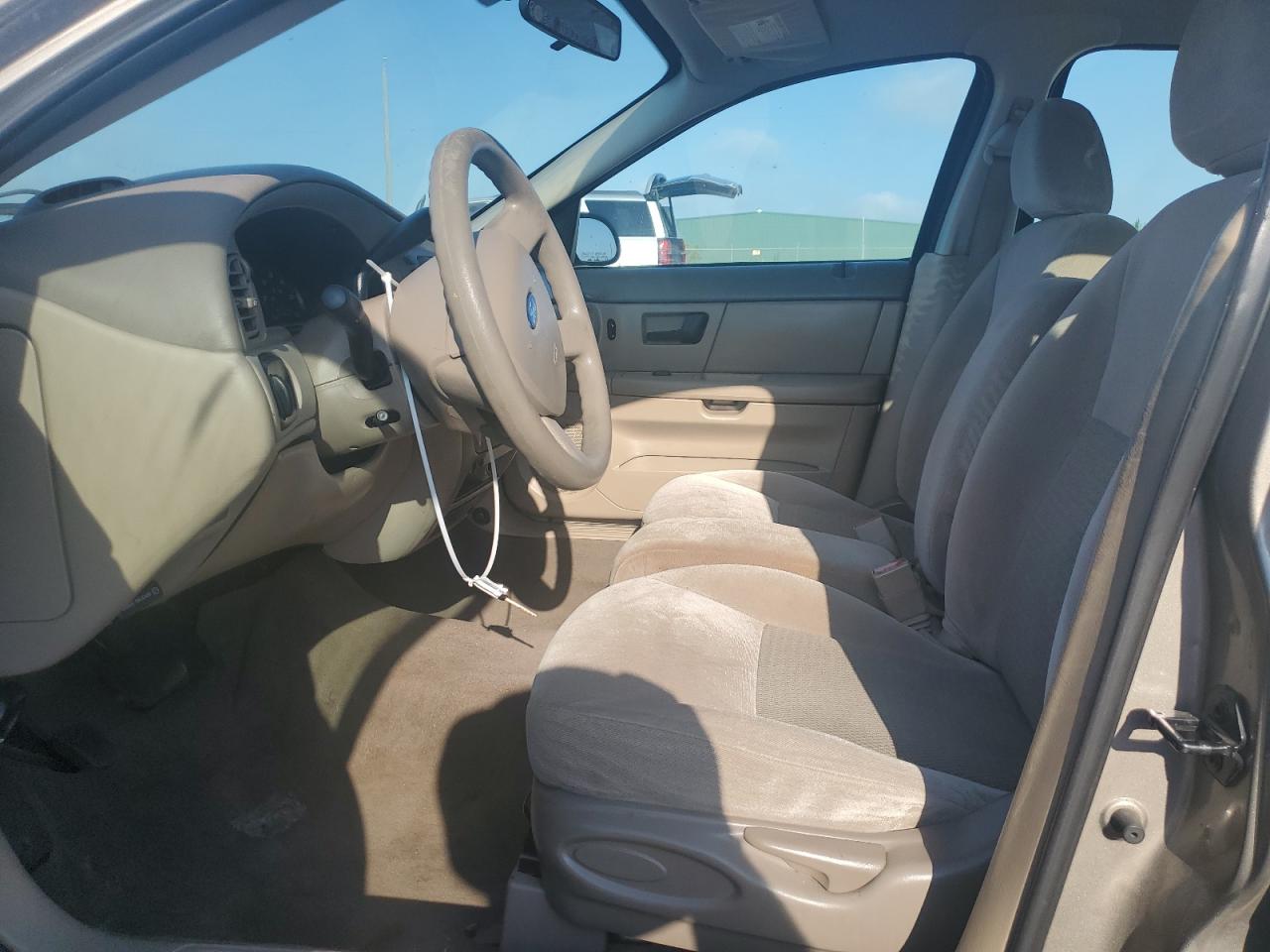 2005 Ford Taurus Se VIN: 1FAFP53U95A275679 Lot: 63047285