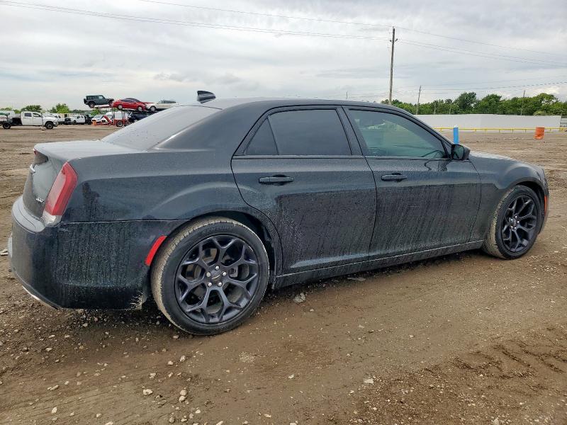  CHRYSLER 300 2019 Czarny