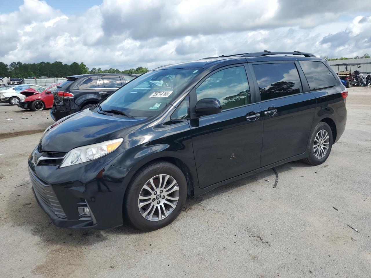 2018 Toyota Sienna Xle იყიდება Harleyville-ში, SC - Water/Flood