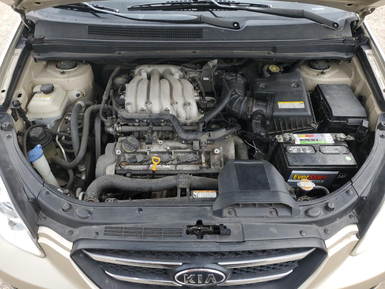 2007 Kia Rondo Lx VIN: KNAFG526777117738 Lot: 60517065