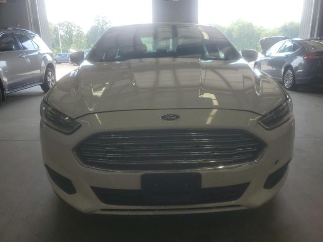 Sedans FORD FUSION 2016 Biały
