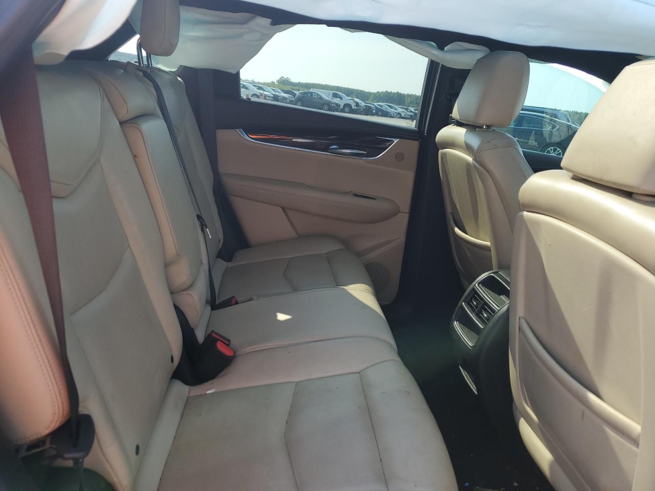 2017 Cadillac Xt5 Luxury VIN: 1GYKNDRS6HZ207452 Lot: 61988155