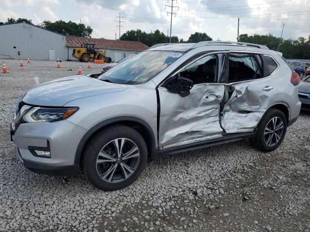  NISSAN ROGUE 2018 Srebrny