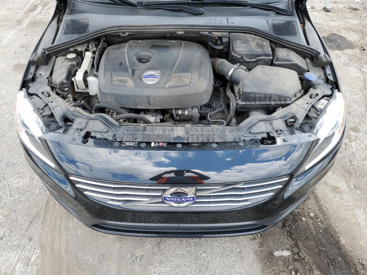 2015 Volvo S60 Premier VIN: YV140MFK3F1342332 Lot: 62756205