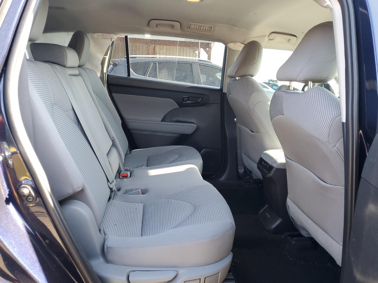 2021 Toyota Highlander L VIN: 5TDCZRAH2MS089892 Lot: 61083825