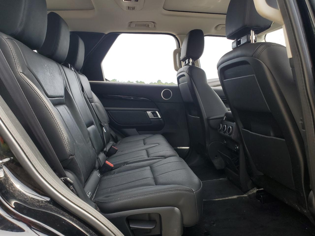 2019 Land Rover Discovery Se VIN: SALRG2RV3K2402236 Lot: 61654135