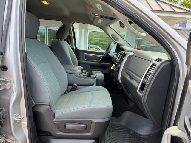 Pickups RAM 1500 2017 Silver