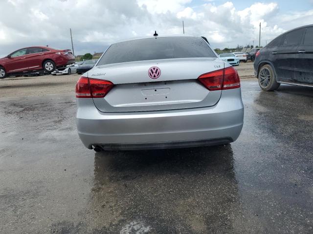  VOLKSWAGEN PASSAT 2015 Silver