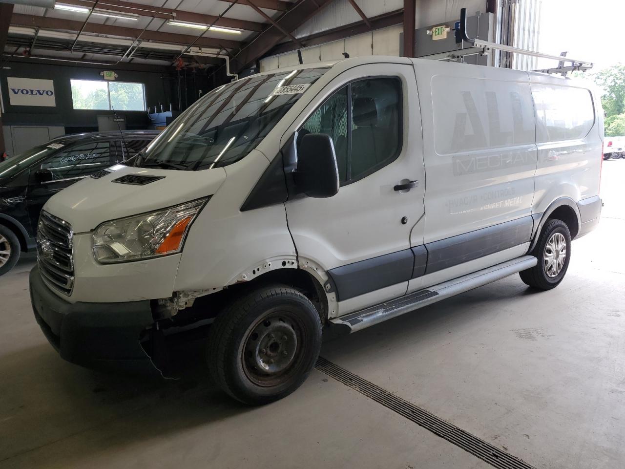 2015 Ford Transit T-250 за продажба в East Granby, CT - Front End