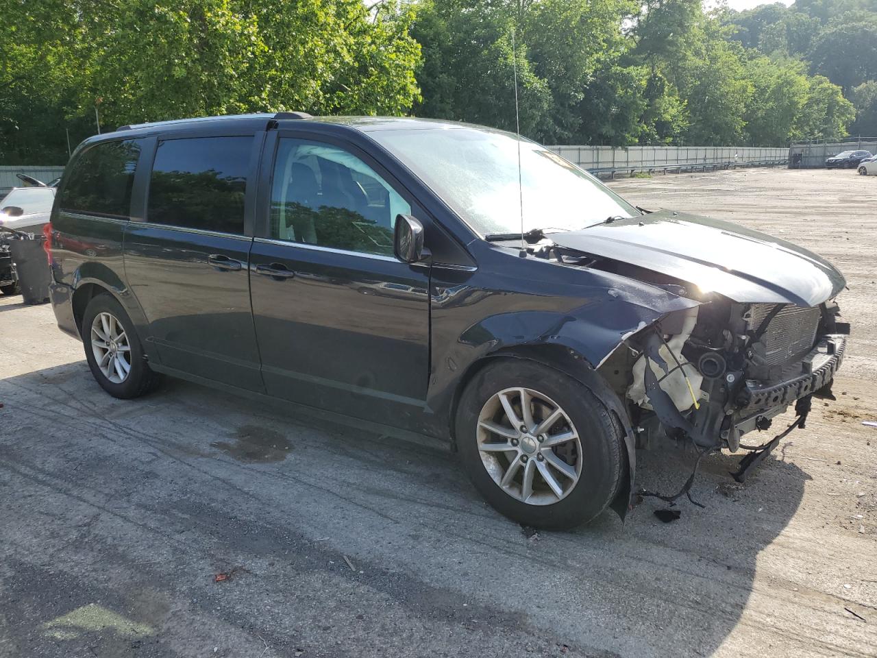 DODGE CARAVAN 2018 VIN 2C4RDGCG4JR207611 zdjęcie 4