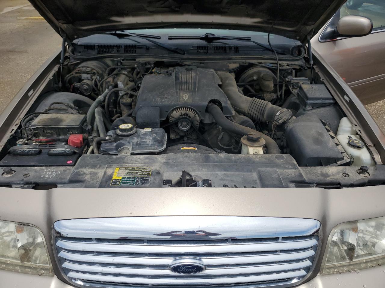 2003 Ford Crown Victoria VIN: 2FAFP73W03X156758 Lot: 61150295