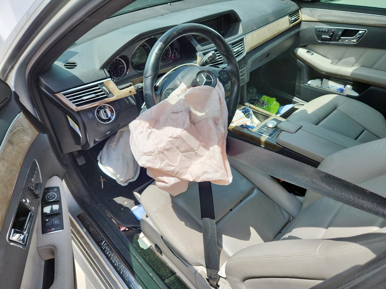 2011 Mercedes-Benz E 350 VIN: WDDHF5GB3BA426323 Lot: 61763415